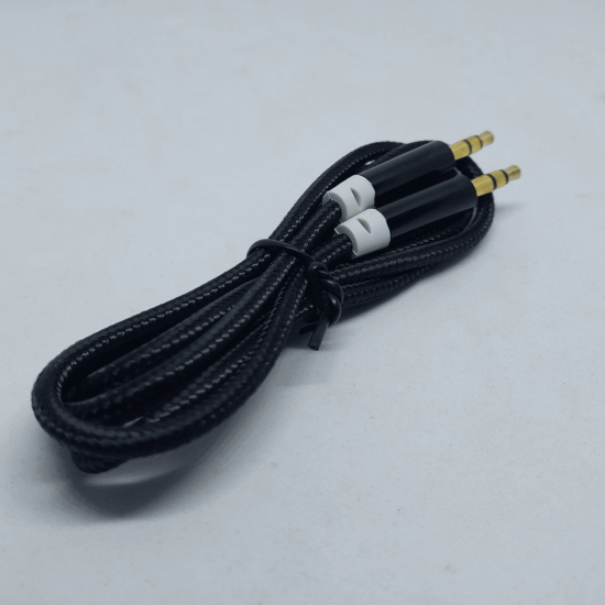 Cabo P2 1m material nylon trançado