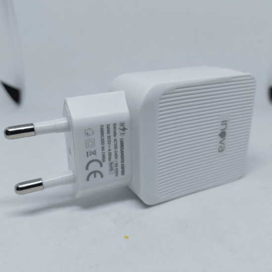 Carregador Inova 4.8a Turbo 2usb com cabo removível usb/tipo-c