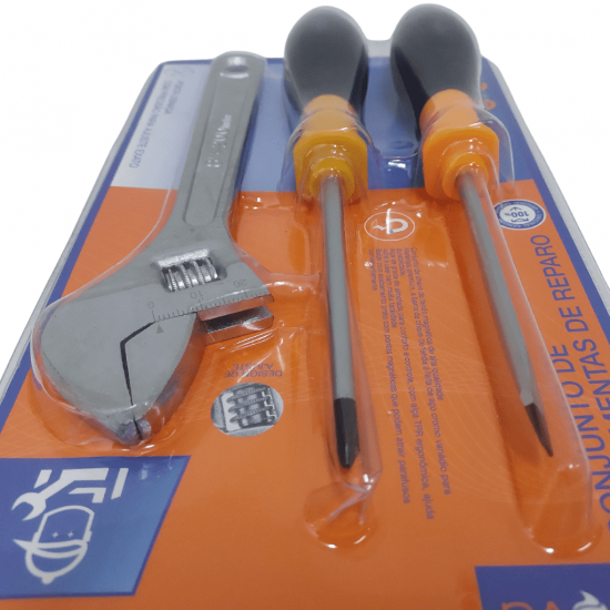 CONJUNTO 3 PECAS DE FERRAMENTAS MANUAIS, SENDO: CHAVE DE FENDA, CHAVE PHILLIPS, CHAVE INGLESA - MD-12761